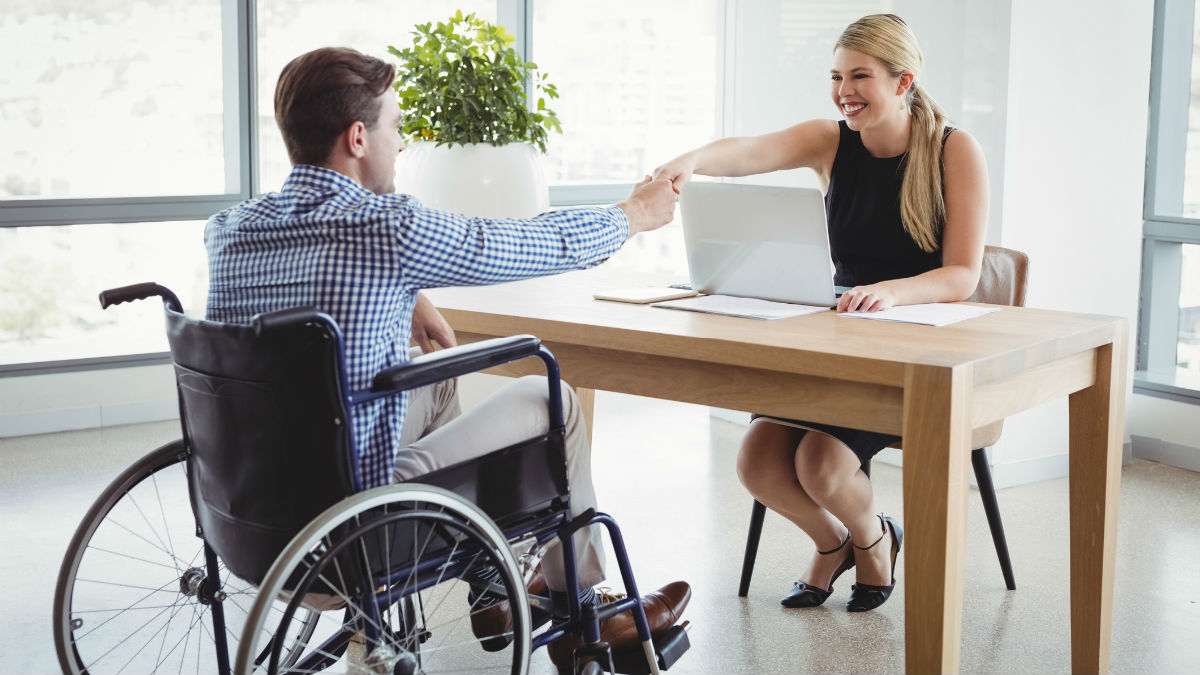 Працевлаштування людини з інвалідністю: що треба знати роботодавцю. Максимально стисла шпаргалка