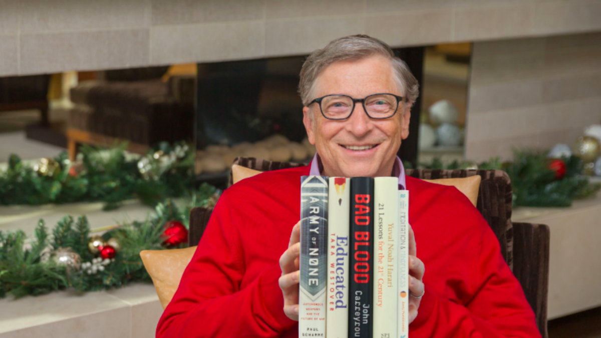 Билл Гейтс назвал 5 книг, вдохновивших его в 2018 году