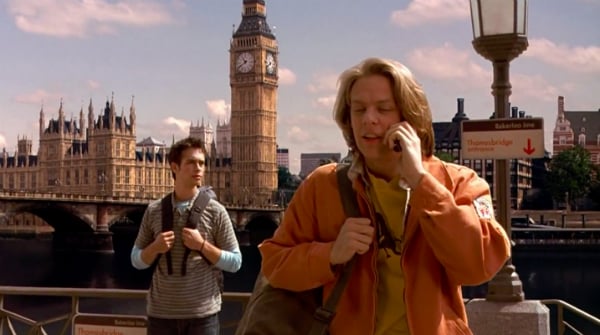 Кадр з фільму &laquo;Євротур&raquo;, реж. Джефф Шеффер, 2004