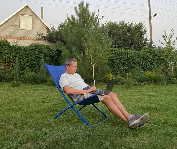 &laquo;Я не мог совмещать разработку сайтов с архитектурой, уволился и ушел на фриланс, где просидел больше года&raquo;.