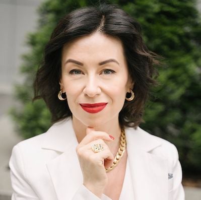 Олена Єлісєєва