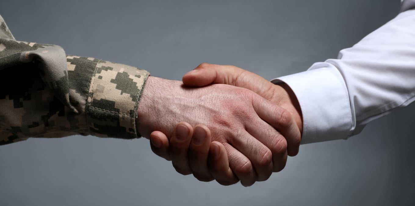 Як співпрацювати державі та бізнесу, щоб легко повернути колишніх воїнів до цивільного життя