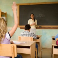 Украинским педагогам могут значительно увеличить пенсии и зарплаты