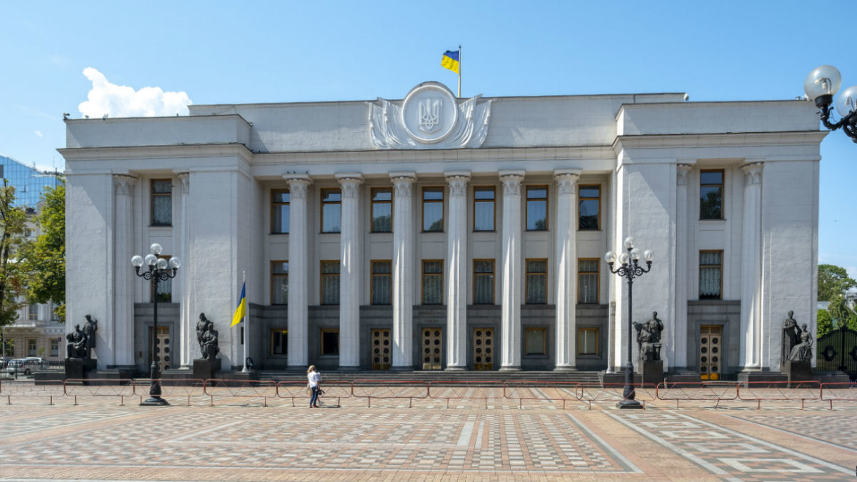 За мошенничество при трудоустройстве украинцев за границу планируют штрафовать — до 85 000 грн