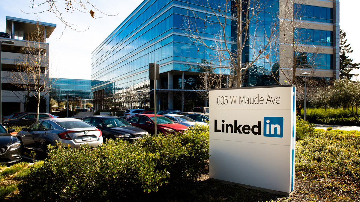 Усі у відпустку: LinkedIn бореться з вигоранням співробітників