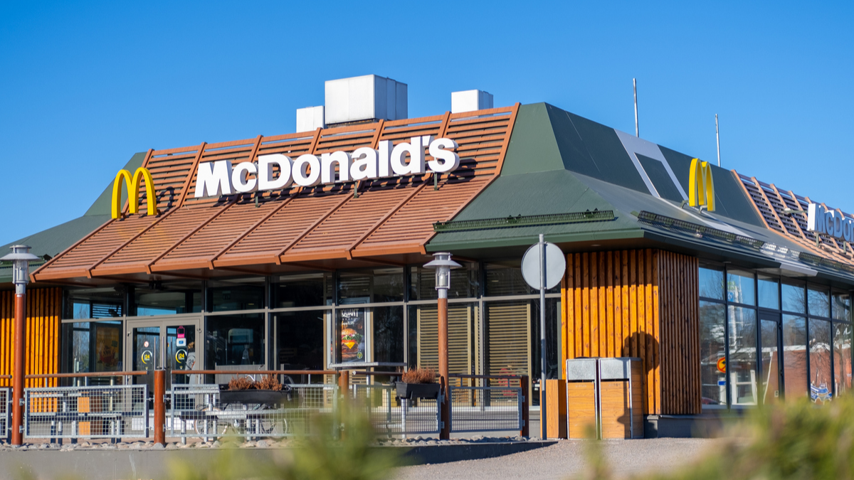 У США McDonalds запропонував шукачам 50 доларів за співбесіду