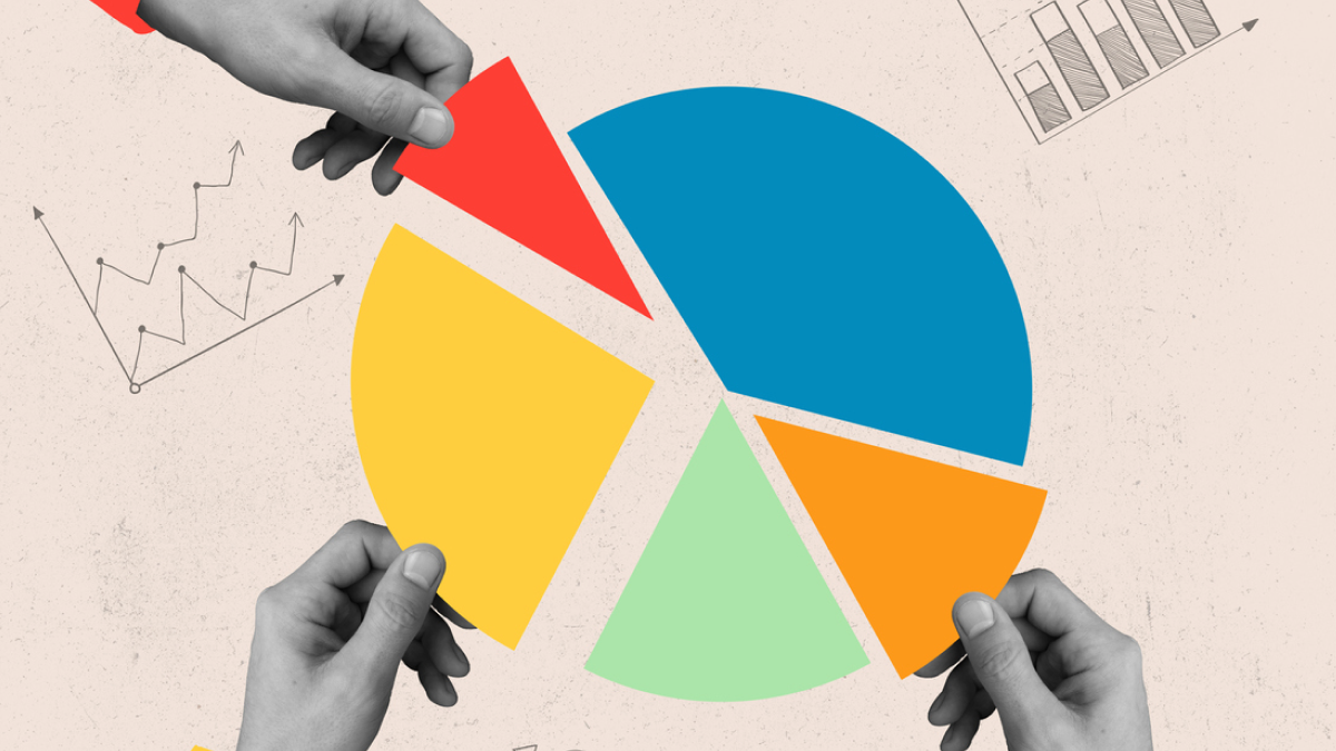 Все за прилавок: спрос на продавцов вырос на 52%. Большая аналитика рынка труда за август 2022