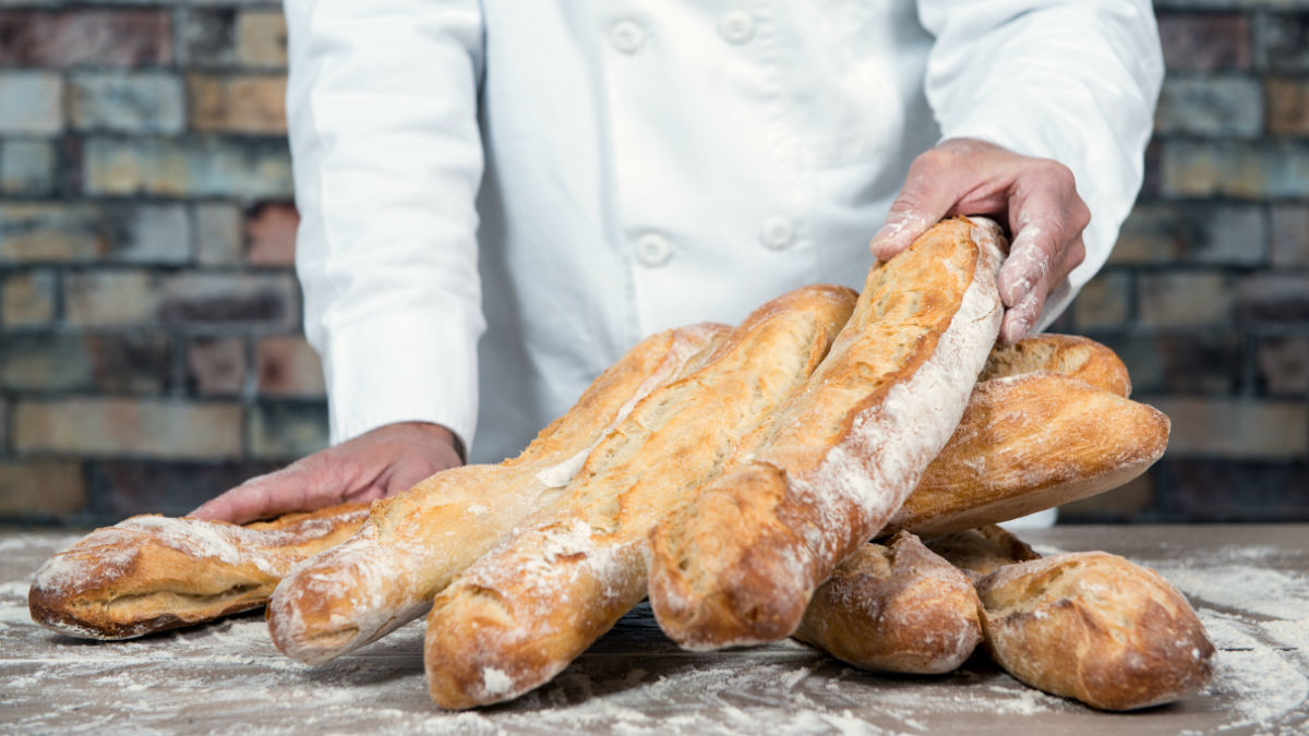 Пекаря у Франції оштрафували за роботу без вихідних