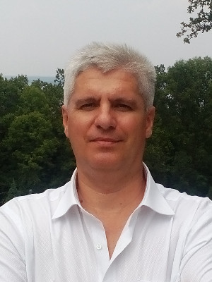 Резюме менеджера по продажам окон